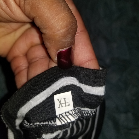 Striped Tie Neck T-shirt Blouse JXL - Picture 4 of 5